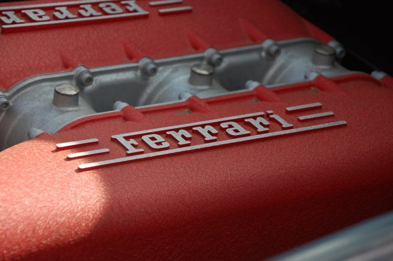 Photo Car engine